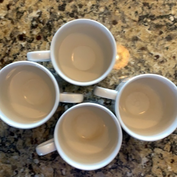 Vintage Churchill Blue Willow Ware set of 4 Tea Cups - Picture 11 of 14